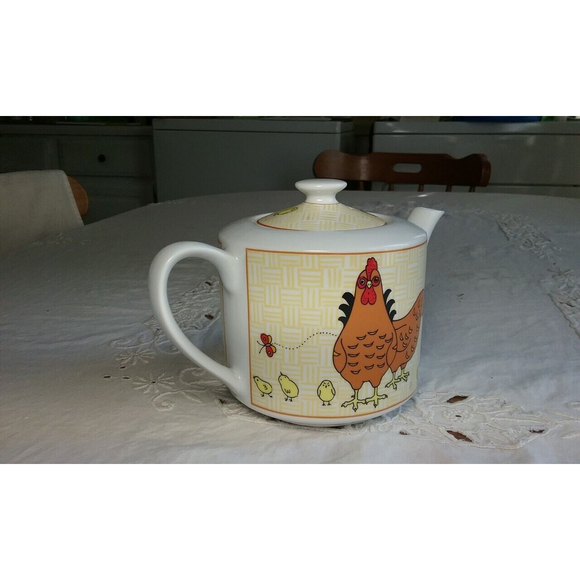 Vintage Porcelain Teapot Hens Chicks and Butterflies by Cameron Japan - Picture 7 of 12
